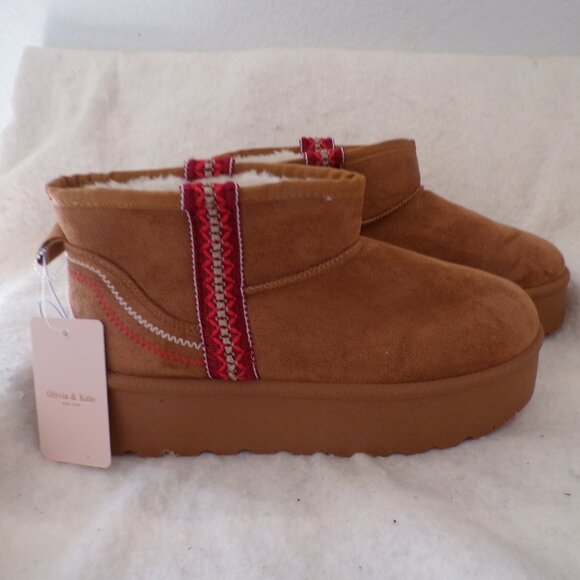 Olivia & Kate Shoes - Olivia + Kate Low Slung Faux Fur Lined Platform Women’s Boots Sz 9.5